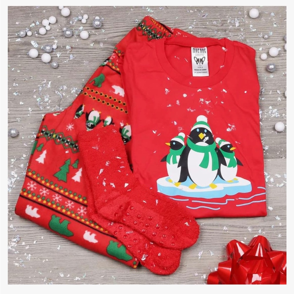Christmas Pijama Set with Socks (Girls Size 14/16)